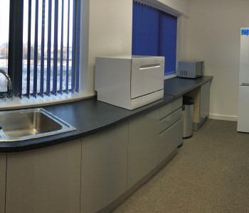 An image of a kitchen we refurbished