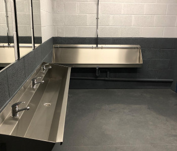 An image of a bathroom we refurbished